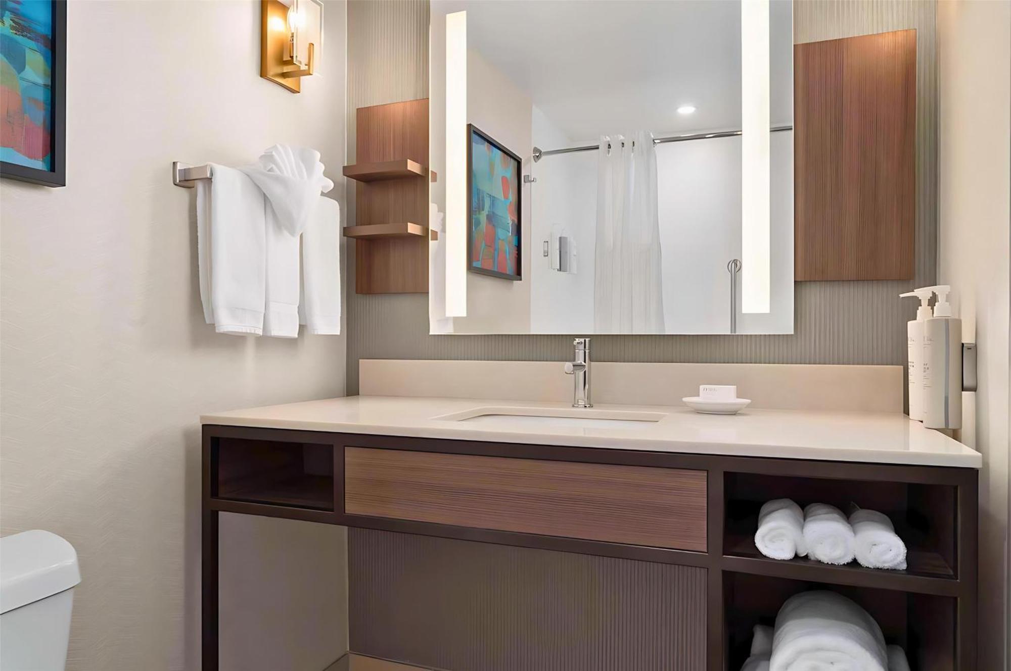 Hilton Garden Inn Greenville University Area Экстерьер фото